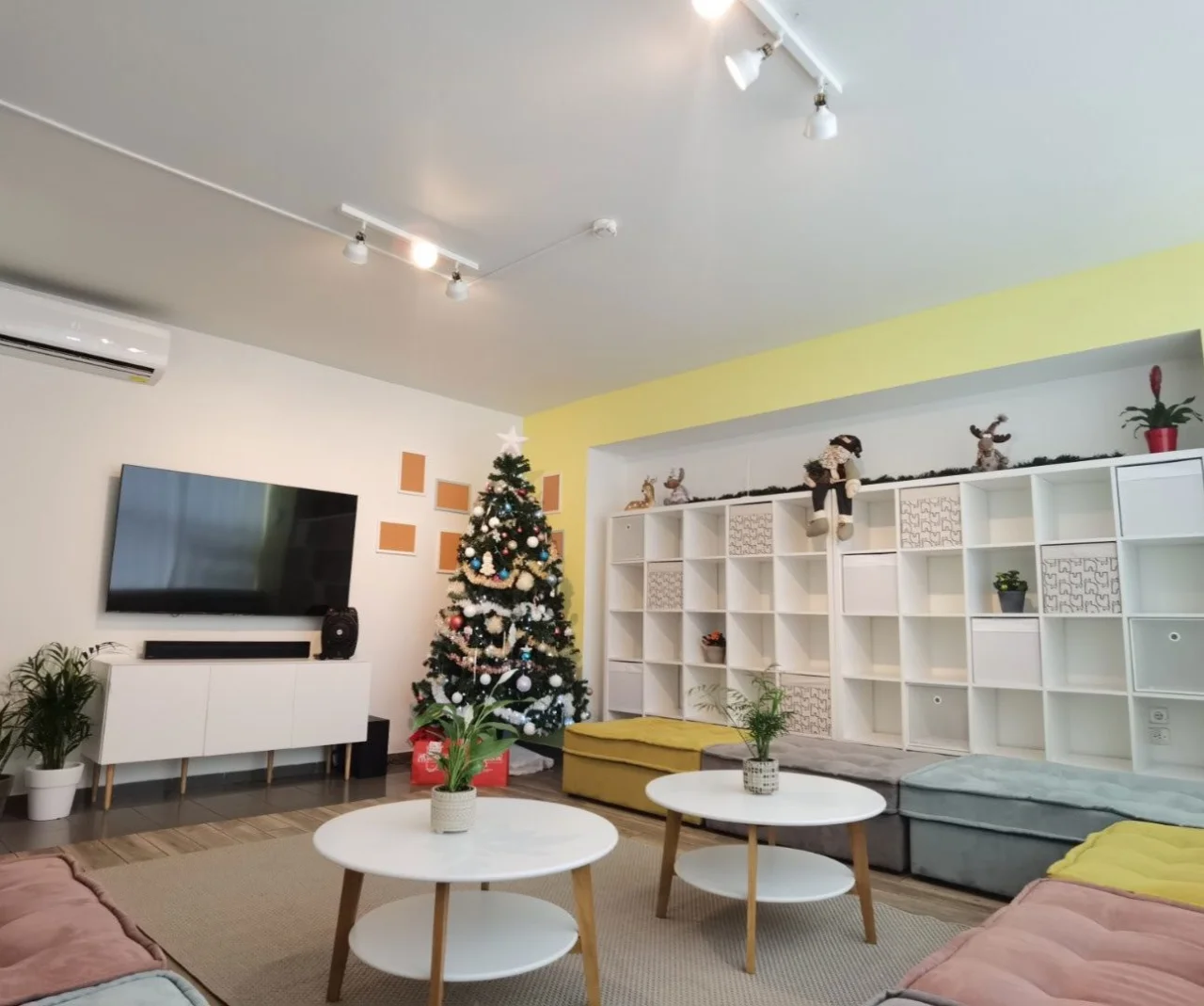 Renovation of the Recreation Room at SMAN and Christmas Celebration