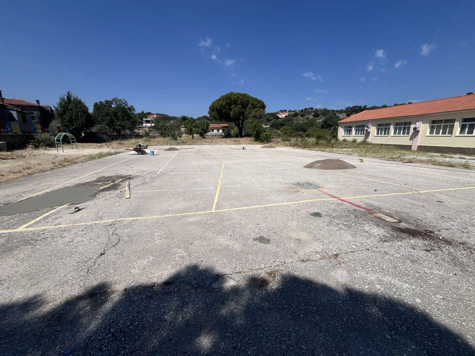 Donation to the Primary School of Filia, Lesvos